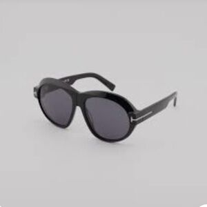 Tom Ford Elegant Black Eyewear